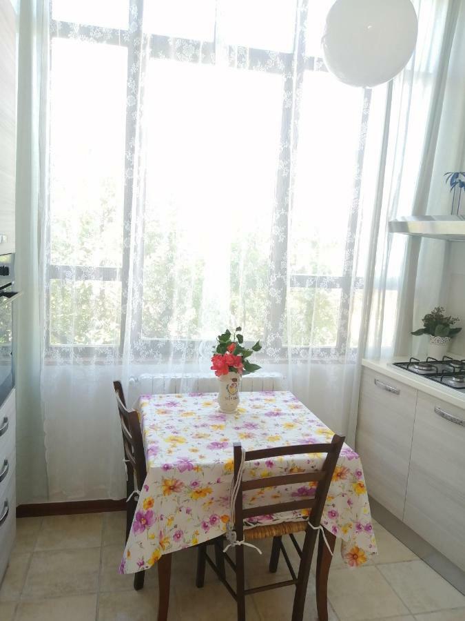 Orto Di Emma Leilighet San Gimignano Eksteriør bilde